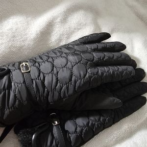 ROSSINI GLOVES STAY WARM AND COMFY FAX FUR INSIDE BRAND NEW🥰